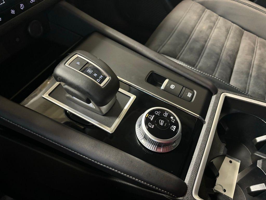 new 2024 Mitsubishi Outlander car, priced at $27,995