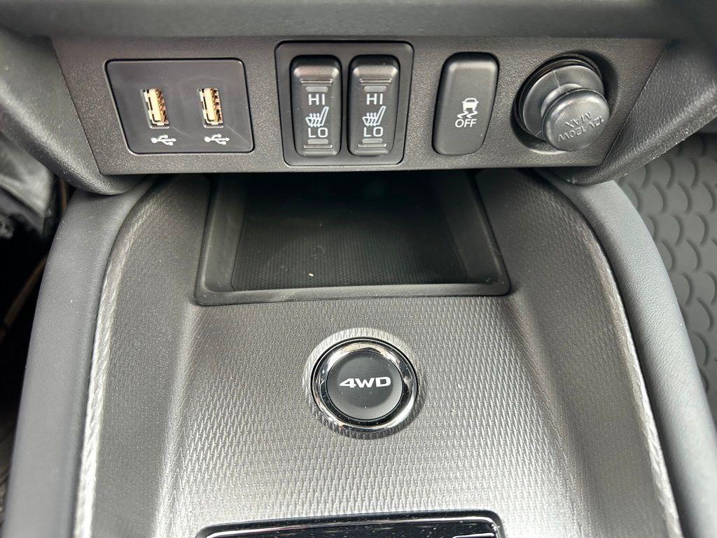 new 2024 Mitsubishi Outlander Sport car, priced at $26,905