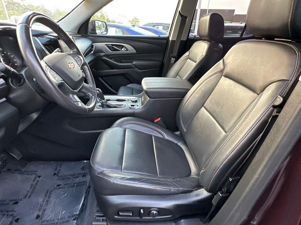 used 2019 Chevrolet Traverse car, priced at $17,996