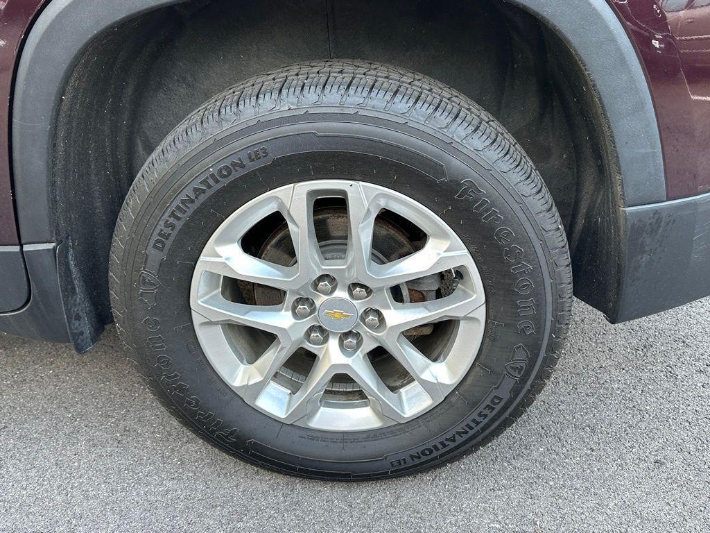 used 2019 Chevrolet Traverse car, priced at $17,996
