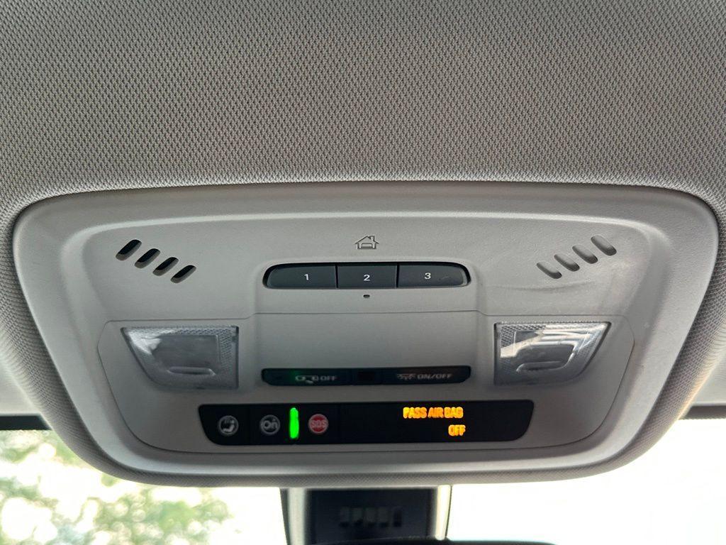 used 2019 Chevrolet Traverse car, priced at $17,996