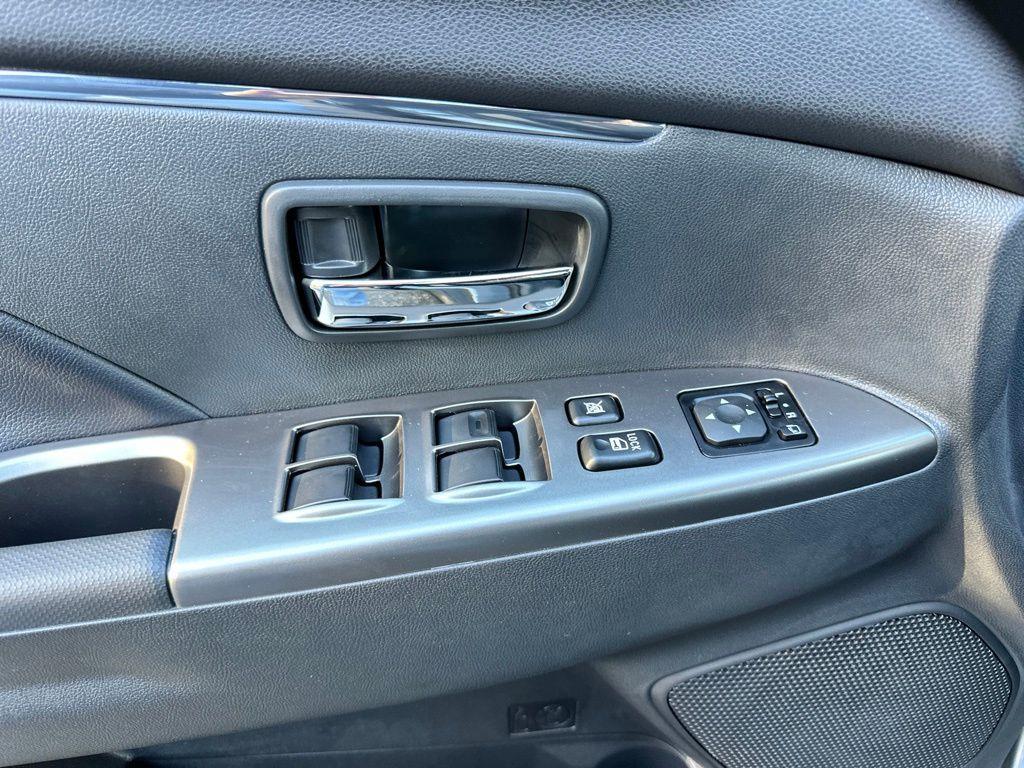 new 2025 Mitsubishi Outlander Sport car, priced at $28,111