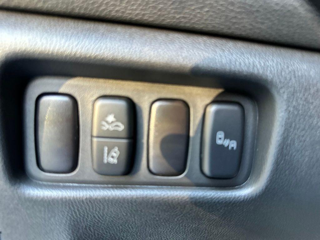 new 2025 Mitsubishi Outlander Sport car, priced at $28,111