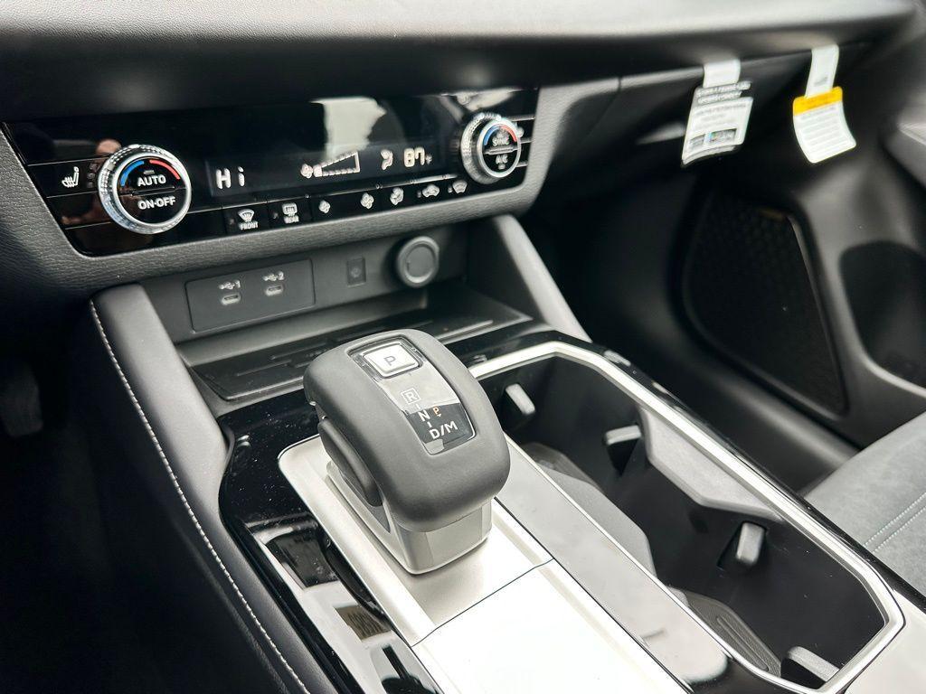 new 2025 Mitsubishi Outlander car, priced at $41,400