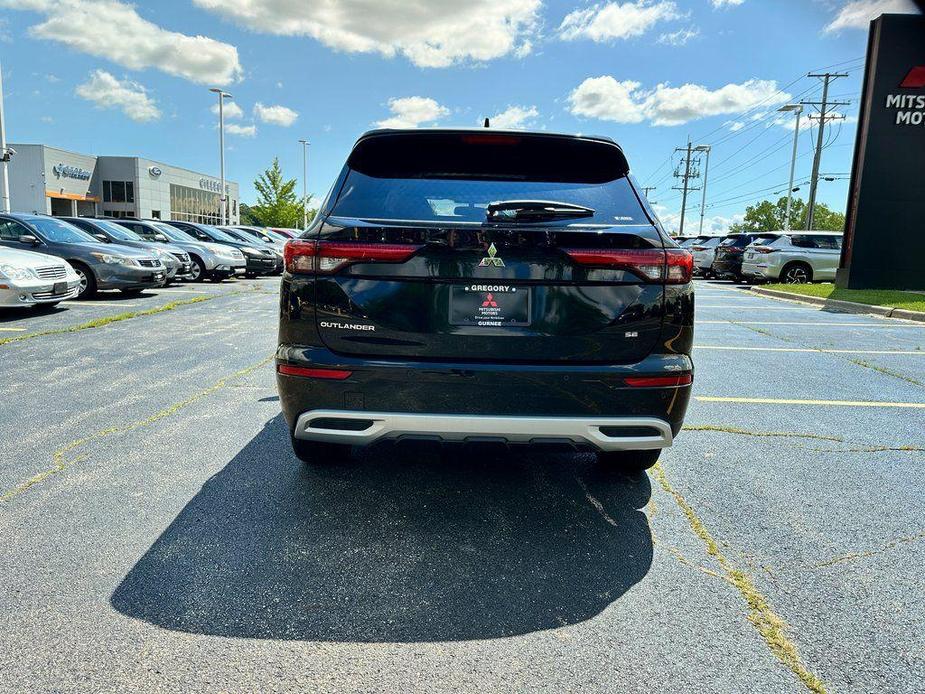 new 2024 Mitsubishi Outlander car, priced at $35,005