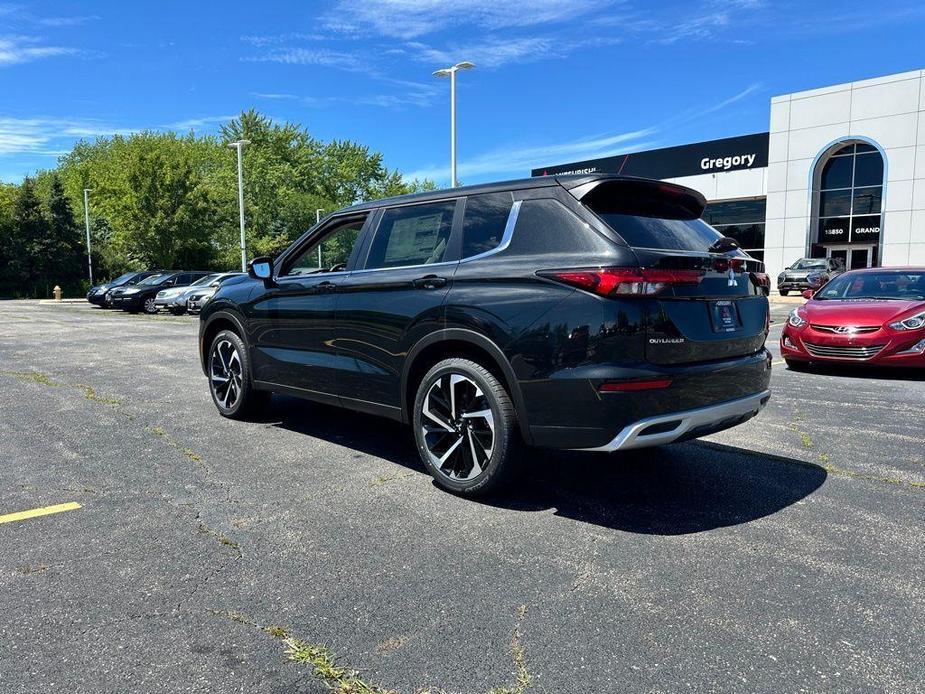 new 2024 Mitsubishi Outlander car, priced at $35,745