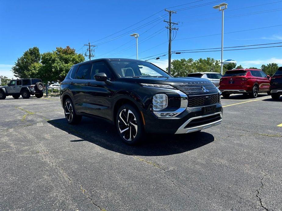 new 2024 Mitsubishi Outlander car, priced at $35,745