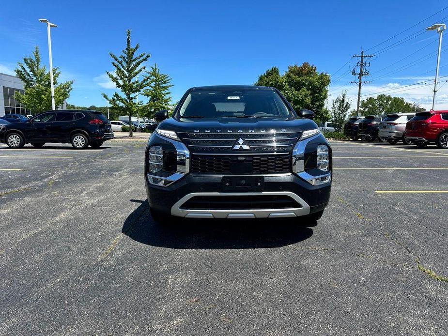 new 2024 Mitsubishi Outlander car, priced at $35,745