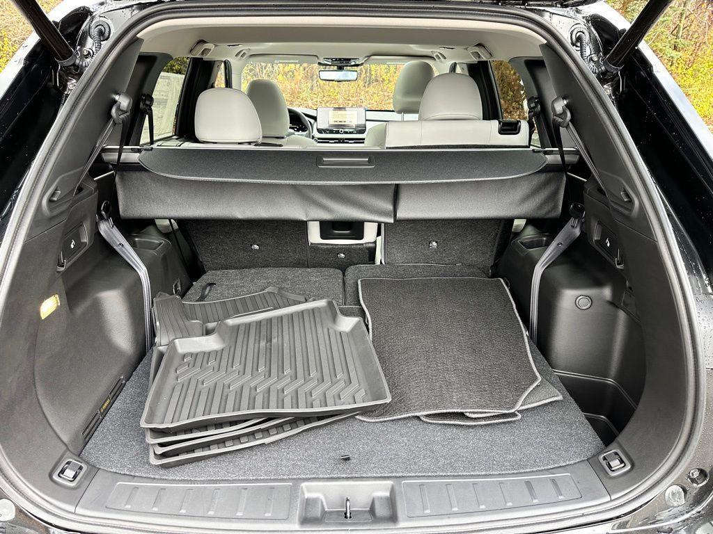 new 2025 Mitsubishi Outlander car, priced at $46,910