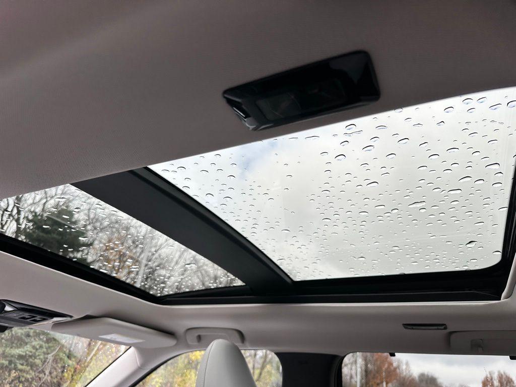 new 2025 Mitsubishi Outlander car, priced at $46,910