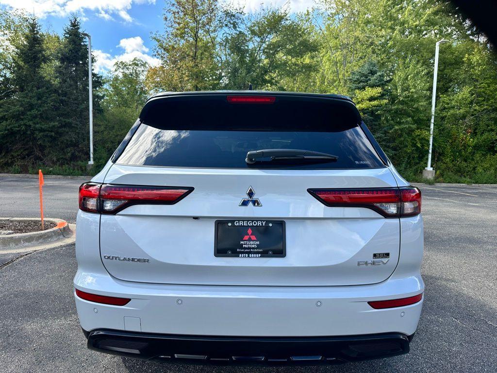 new 2025 Mitsubishi Outlander PHEV car, priced at $52,090