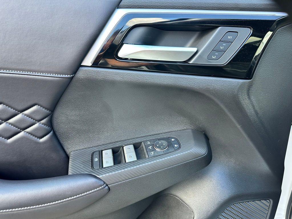 new 2025 Mitsubishi Outlander PHEV car, priced at $52,090