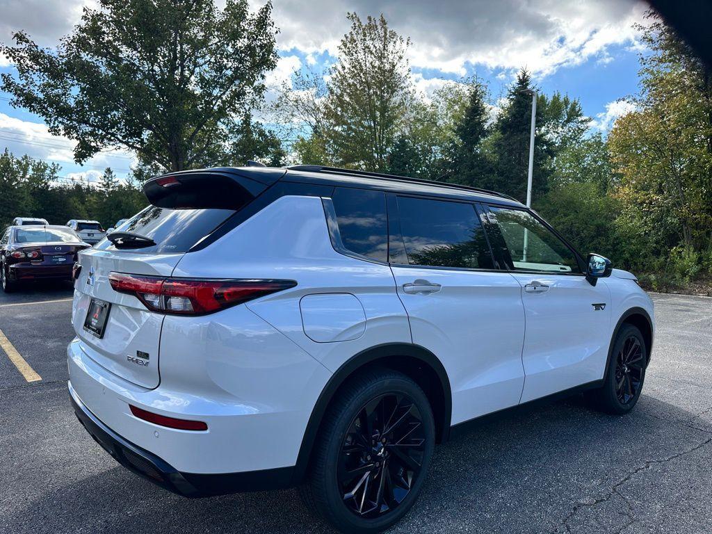 new 2025 Mitsubishi Outlander PHEV car, priced at $52,090