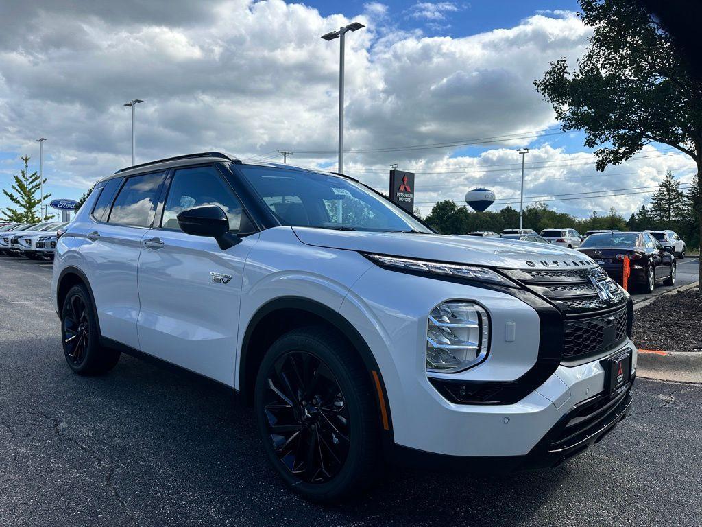 new 2025 Mitsubishi Outlander PHEV car, priced at $52,090