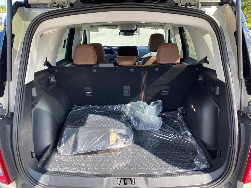 new 2025 Ford Bronco Sport car, priced at $40,999