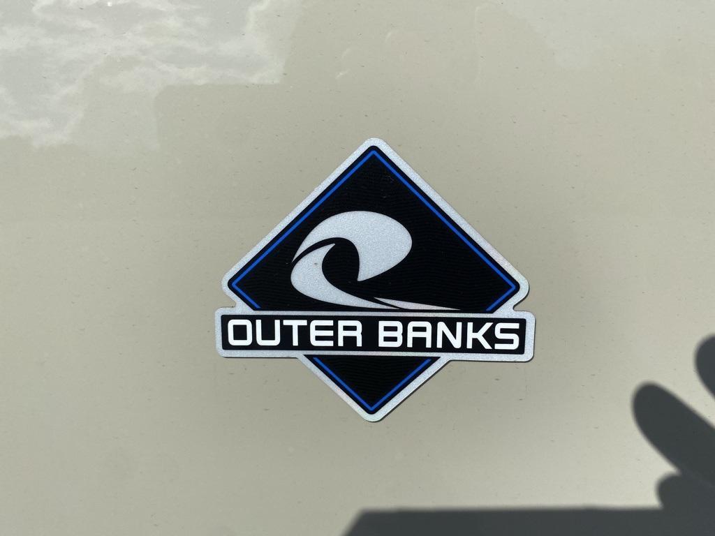 new 2025 Ford Bronco Sport car, priced at $40,999