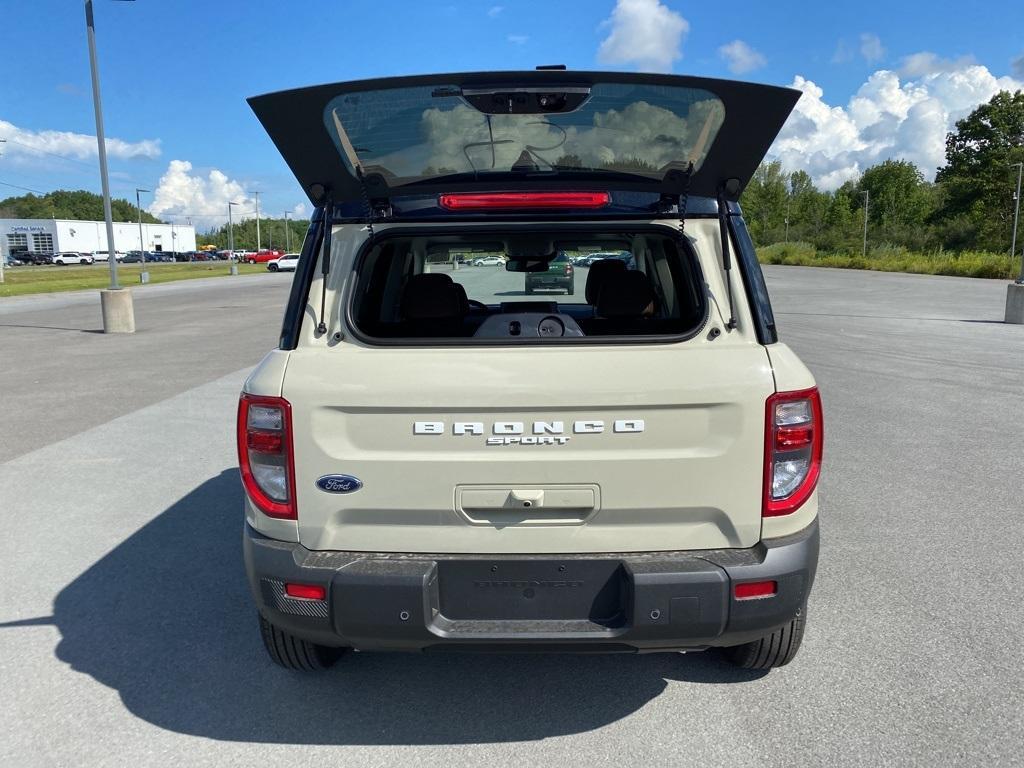 new 2025 Ford Bronco Sport car, priced at $40,999