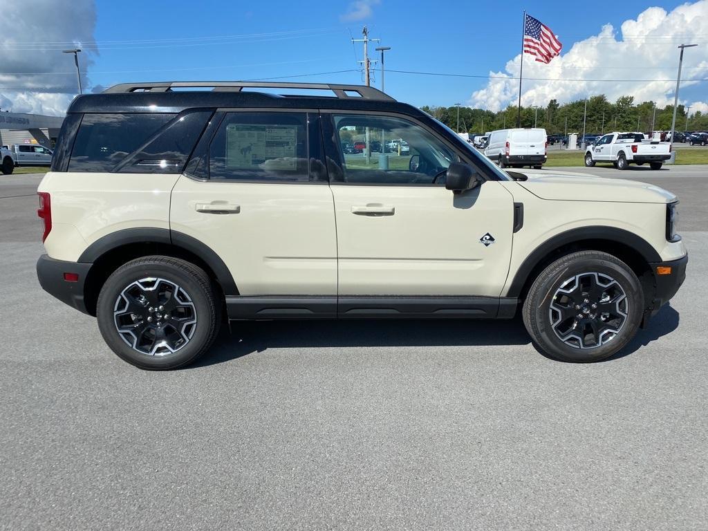 new 2025 Ford Bronco Sport car, priced at $40,999