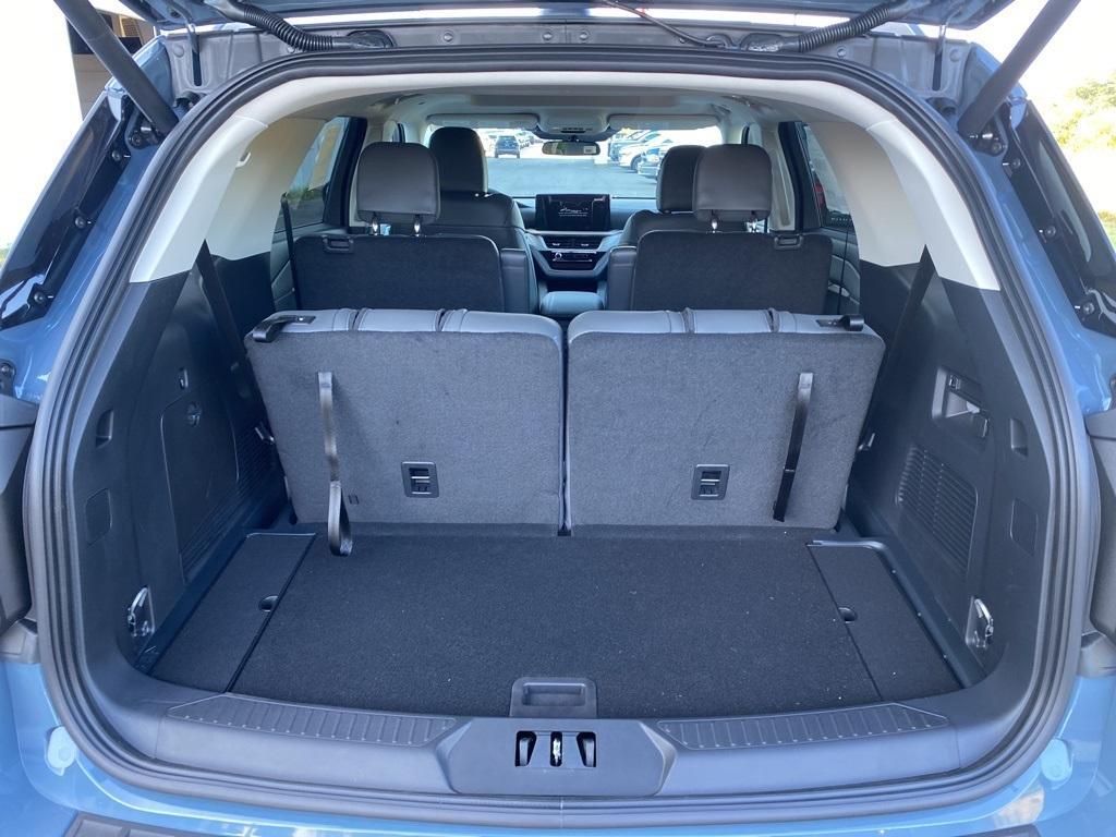 new 2025 Ford Explorer car, priced at $49,999