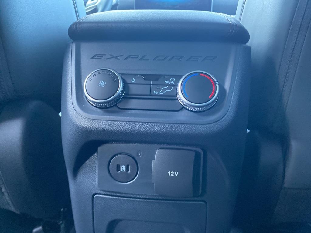 new 2025 Ford Explorer car, priced at $49,999