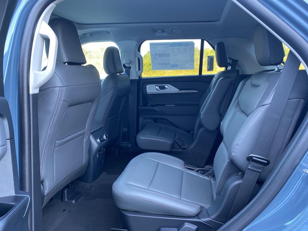 new 2025 Ford Explorer car, priced at $49,999