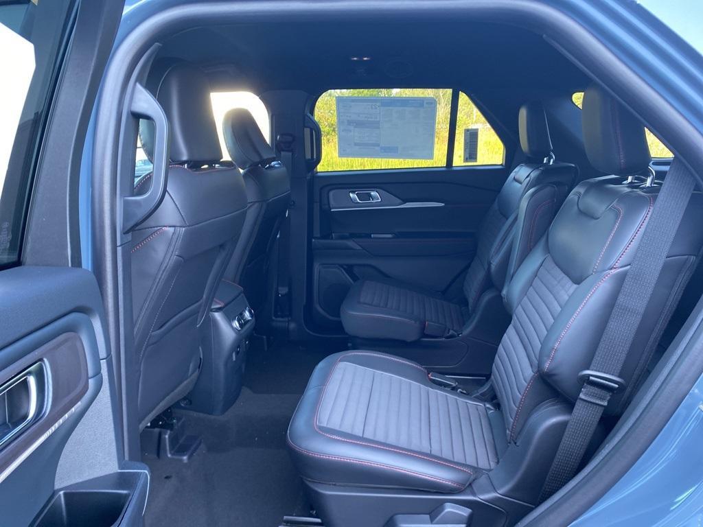 new 2025 Ford Explorer car, priced at $49,999