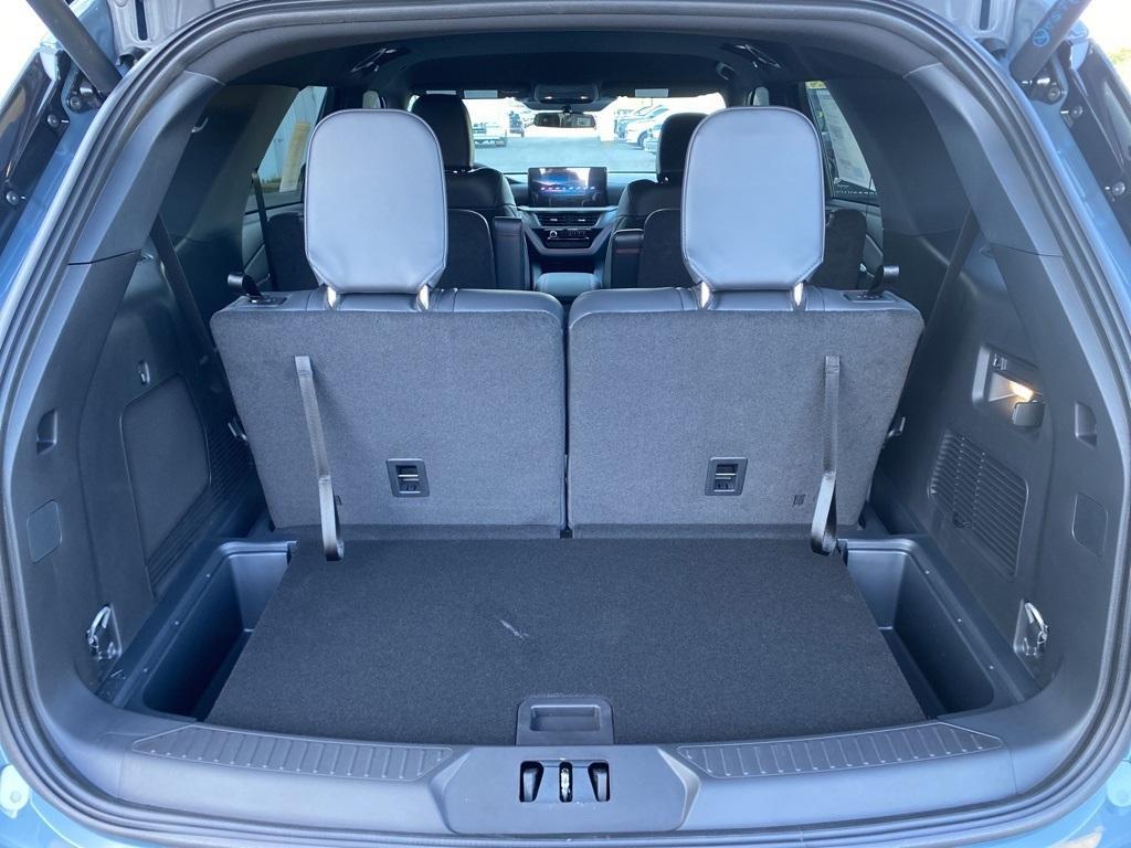 new 2025 Ford Explorer car, priced at $49,999