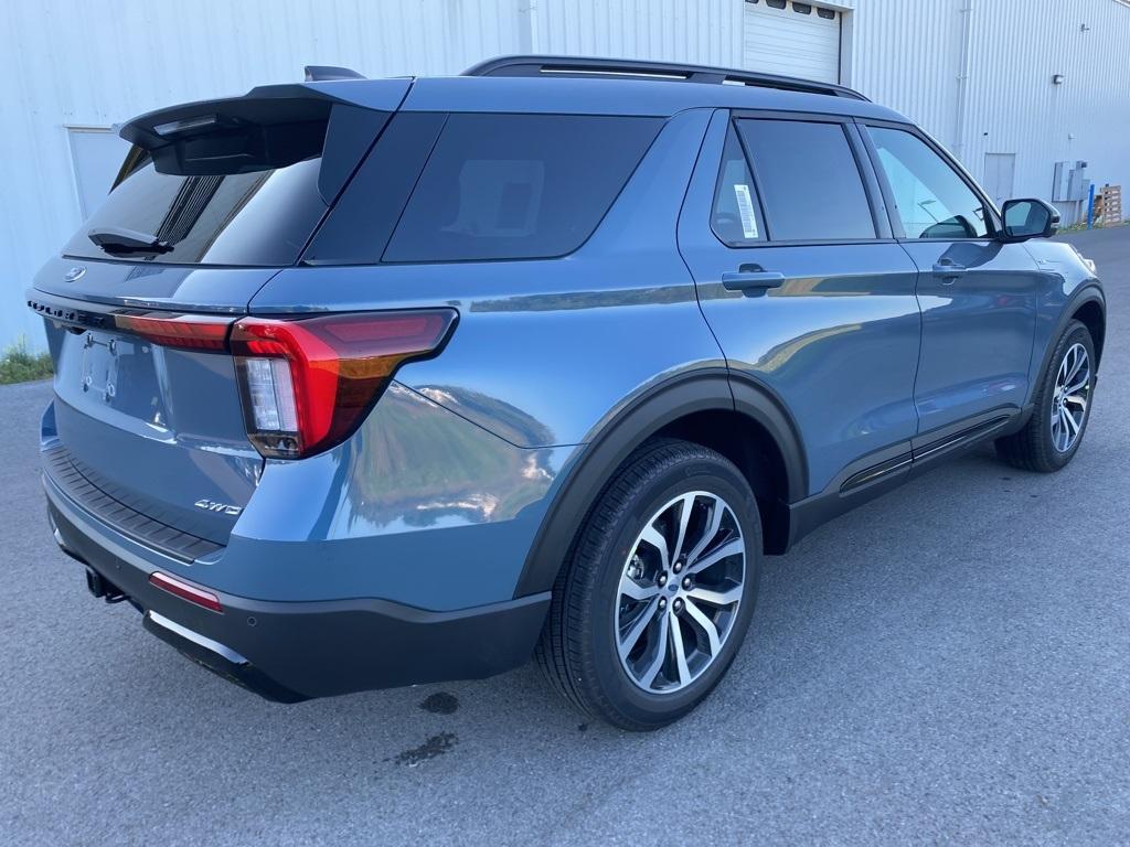 new 2025 Ford Explorer car, priced at $49,999