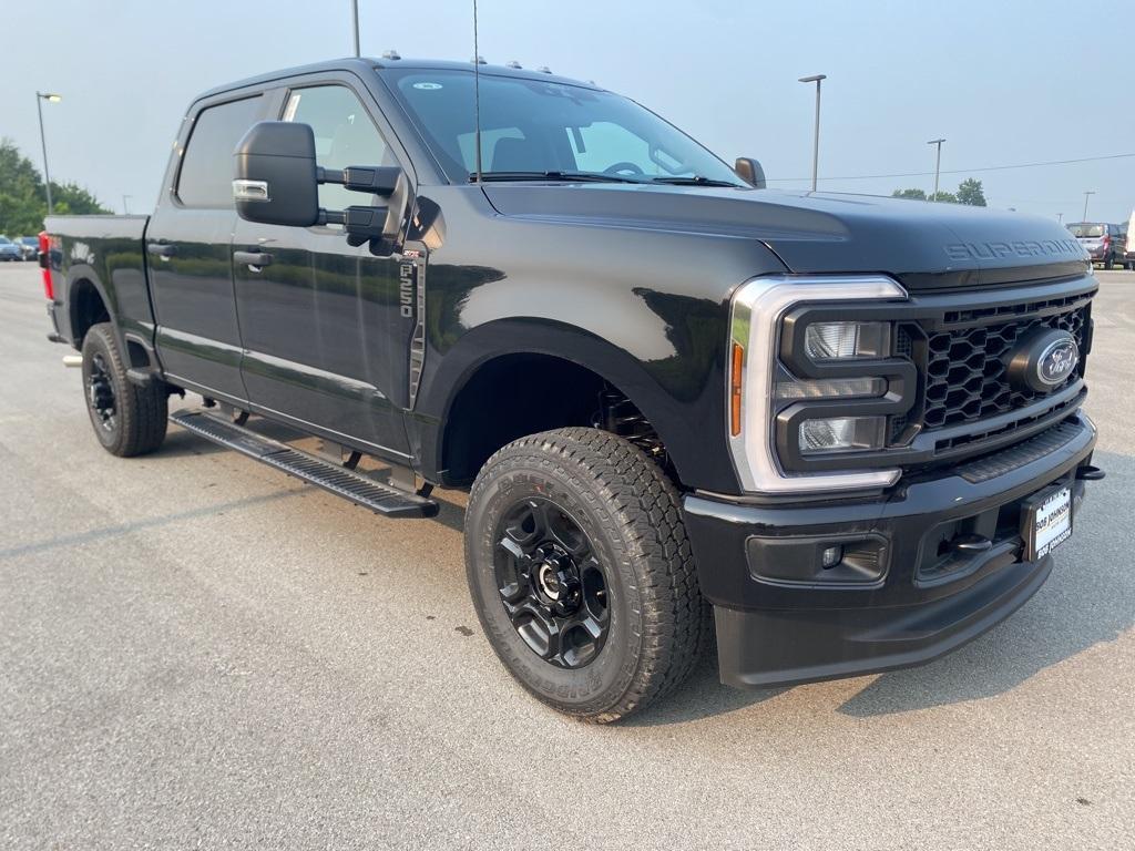 new 2025 Ford F-250 car, priced at $62,500