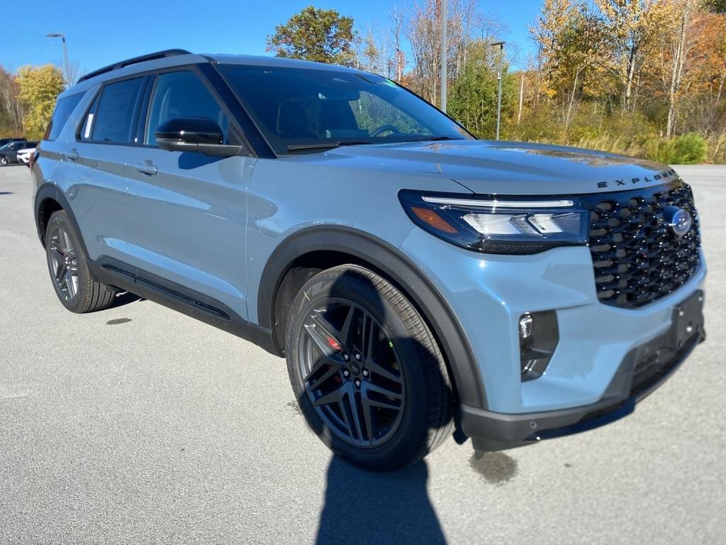 new 2026 Ford Explorer car