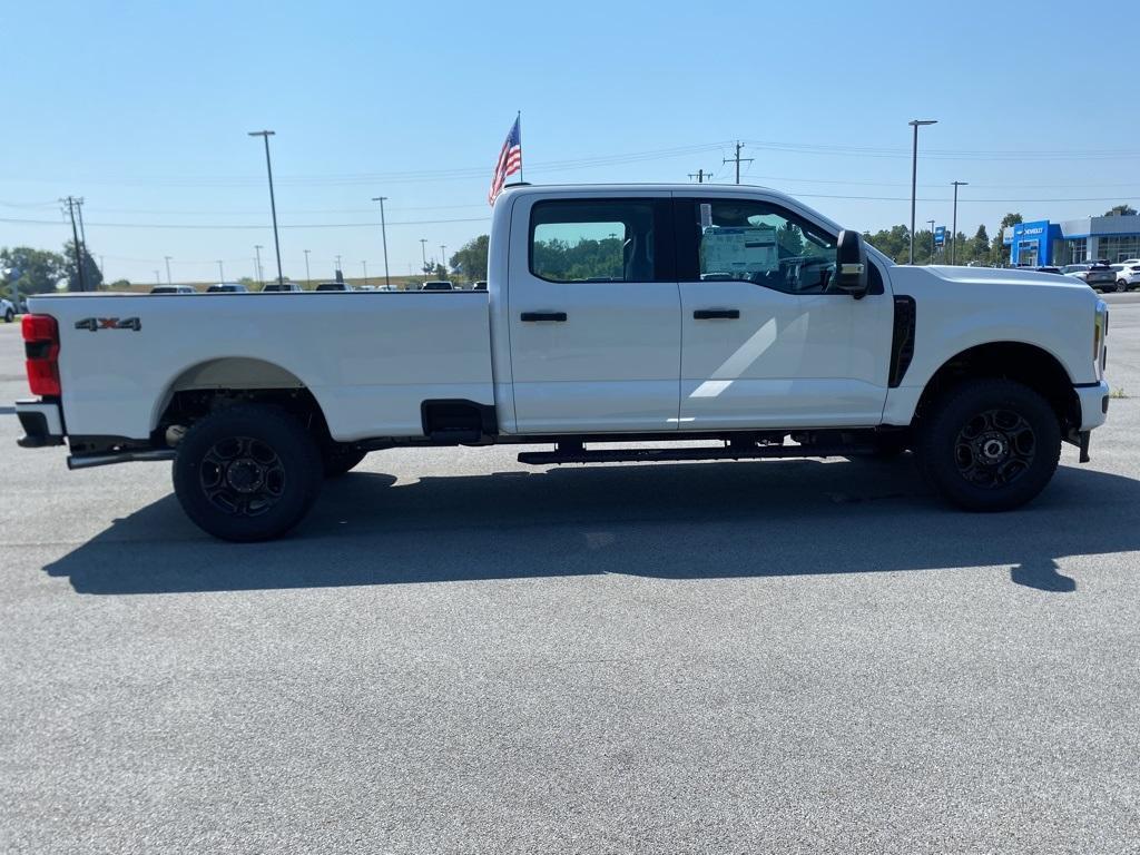new 2025 Ford F-350 car, priced at $62,730