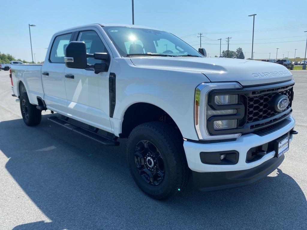 new 2025 Ford F-350 car, priced at $62,730