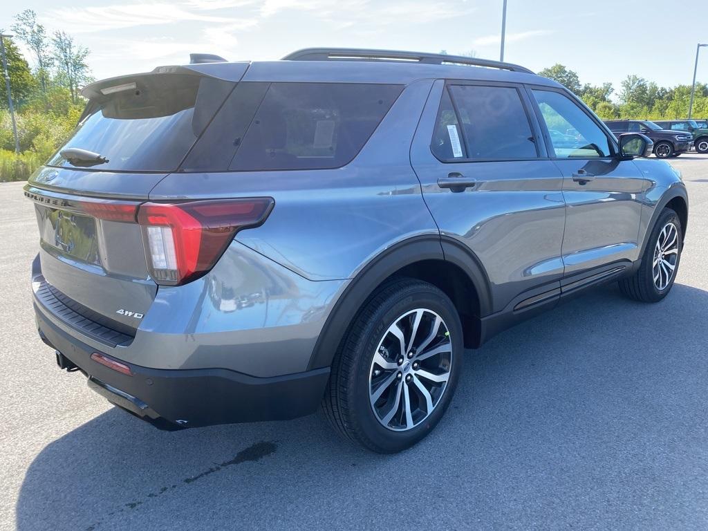 new 2025 Ford Explorer car, priced at $49,999