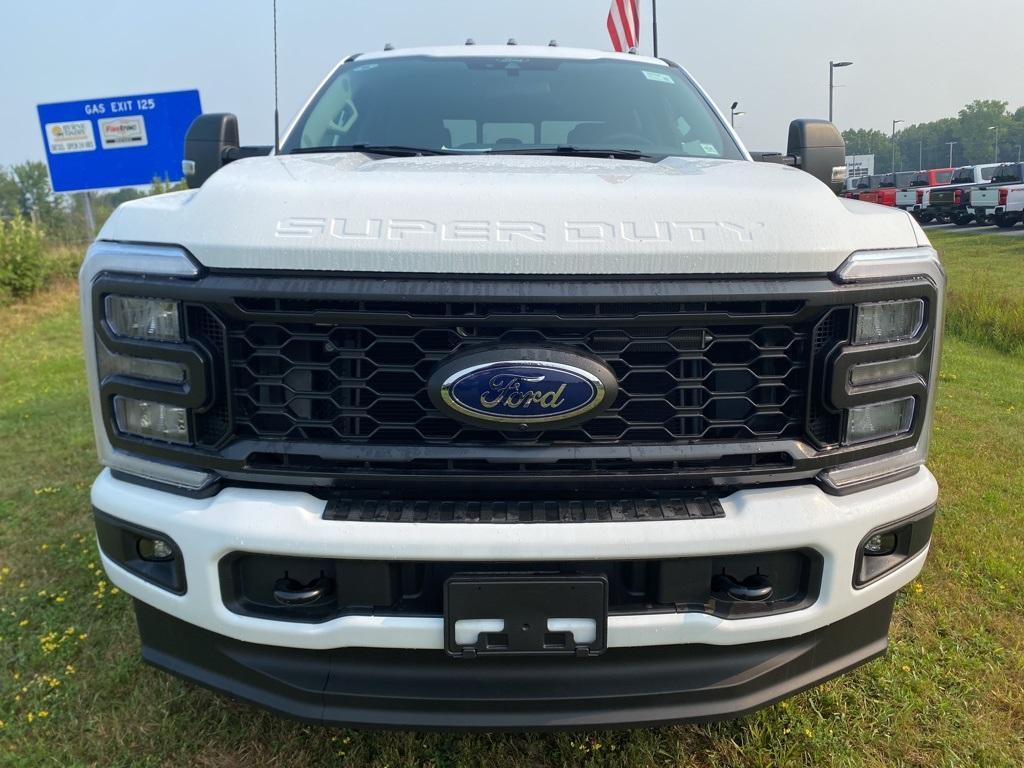 new 2025 Ford F-350 car, priced at $64,705