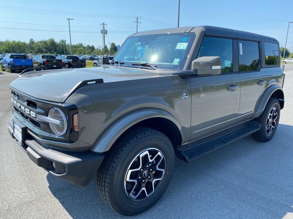 new 2025 Ford Bronco car, priced at $57,285