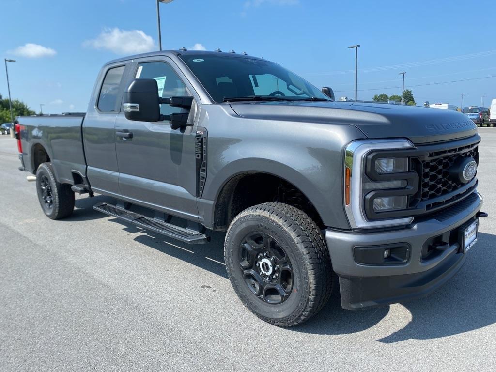 new 2025 Ford F-250 car, priced at $61,500