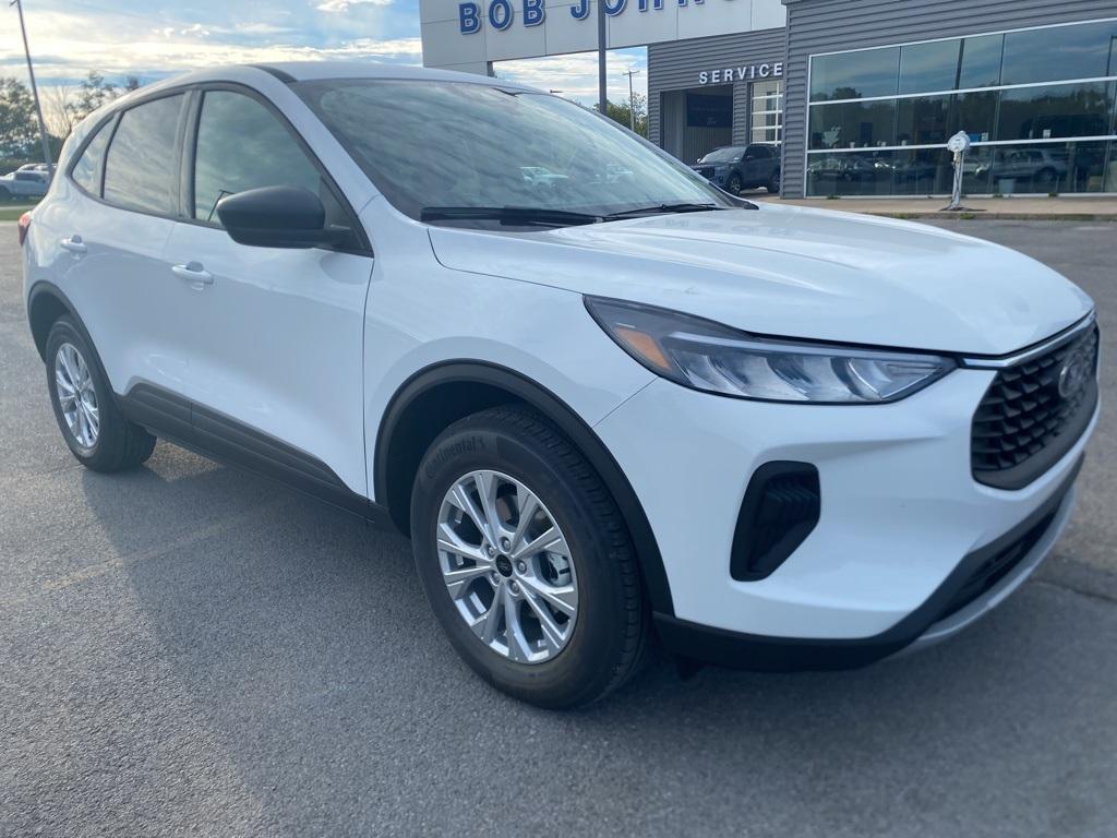 new 2025 Ford Escape car, priced at $36,500