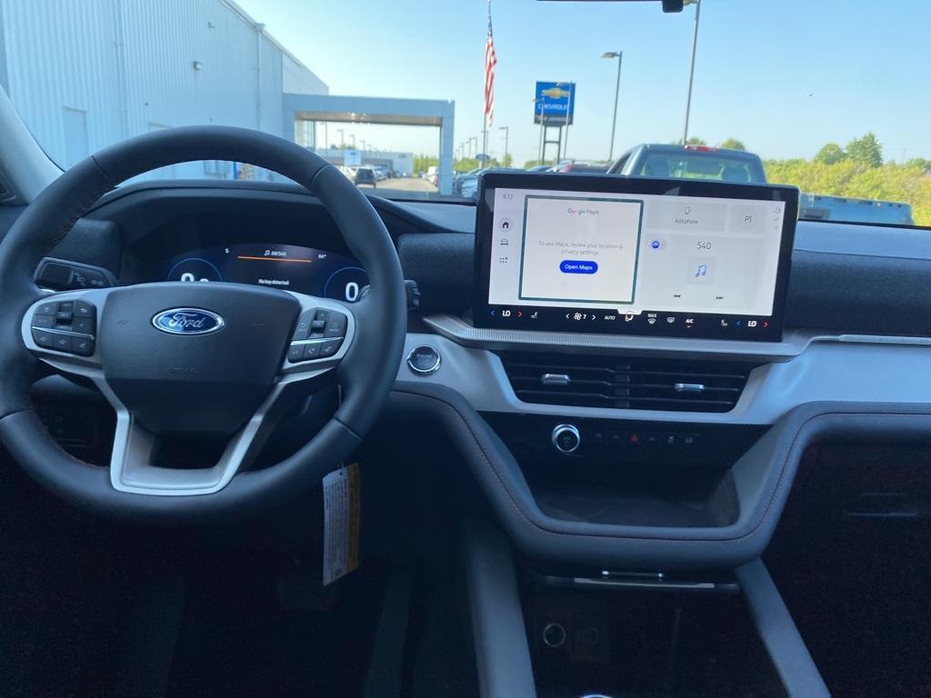 new 2025 Ford Explorer car, priced at $44,999