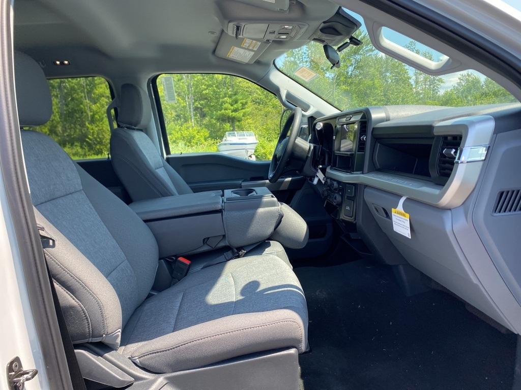 new 2025 Ford F-250 car, priced at $64,250