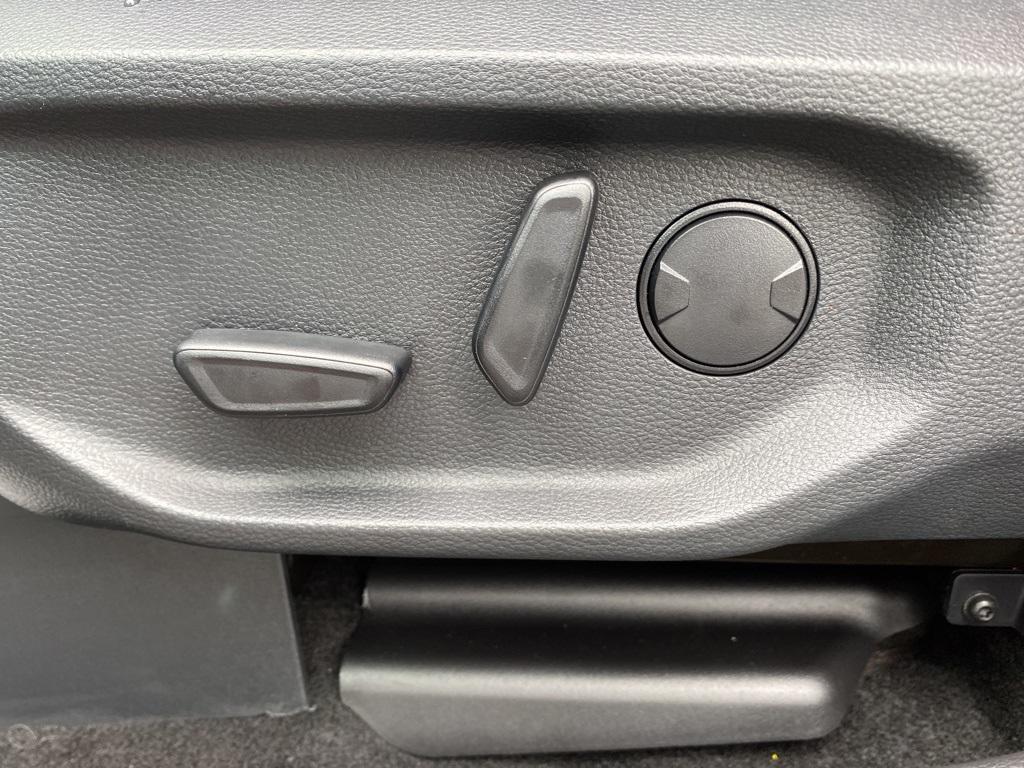 new 2025 Ford Ranger car, priced at $57,552