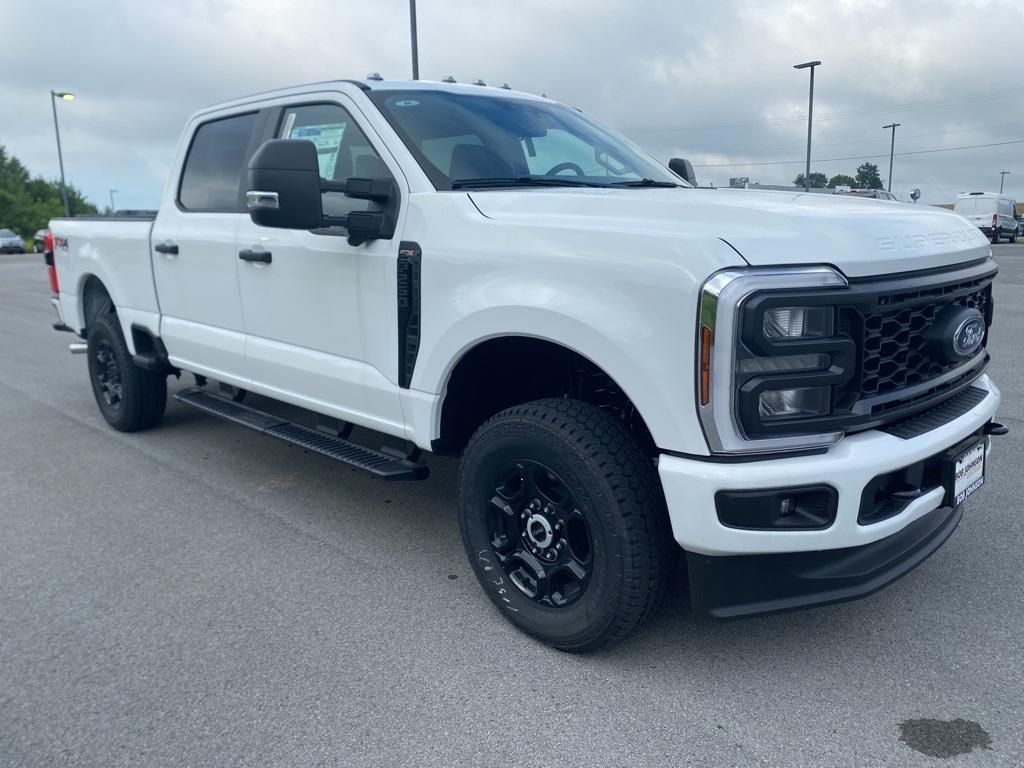 new 2025 Ford F-250 car, priced at $62,450