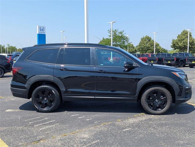 used 2022 Honda Pilot car, priced at $34,998