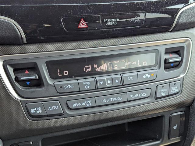 used 2022 Honda Pilot car, priced at $34,998
