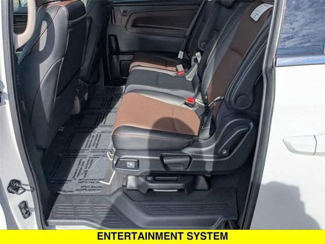 new 2025 Honda Odyssey car, priced at $53,085