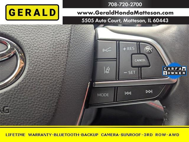used 2021 Toyota Highlander car, priced at $35,897