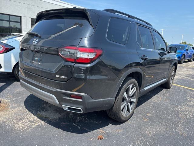 used 2023 Honda Pilot car, priced at $42,998