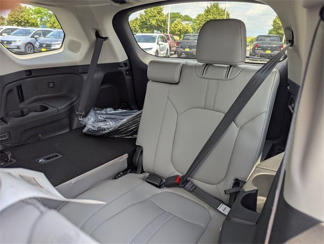 new 2025 Honda Pilot car, priced at $51,050