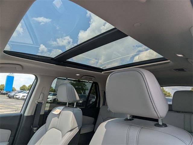 new 2025 Honda Pilot car, priced at $51,050