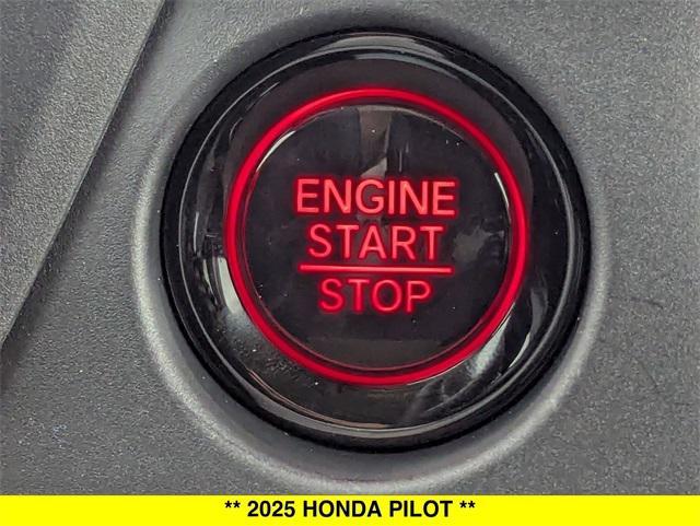 new 2025 Honda Pilot car, priced at $54,530