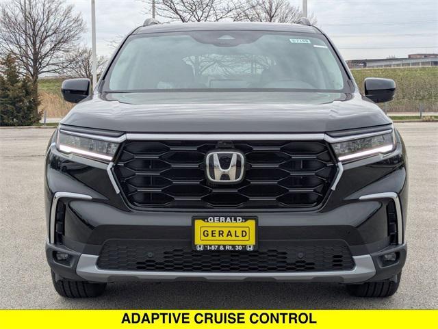 new 2025 Honda Pilot car, priced at $54,530
